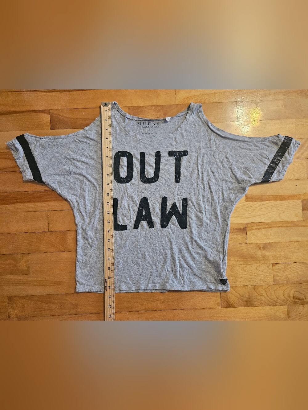 Guess Loose Fit Cold-Shoulder Cutouts Cropped T-Shirt Sequins Sparkle Size S - Picture 9 of 10